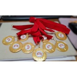 Medallas 5cm con logo a...